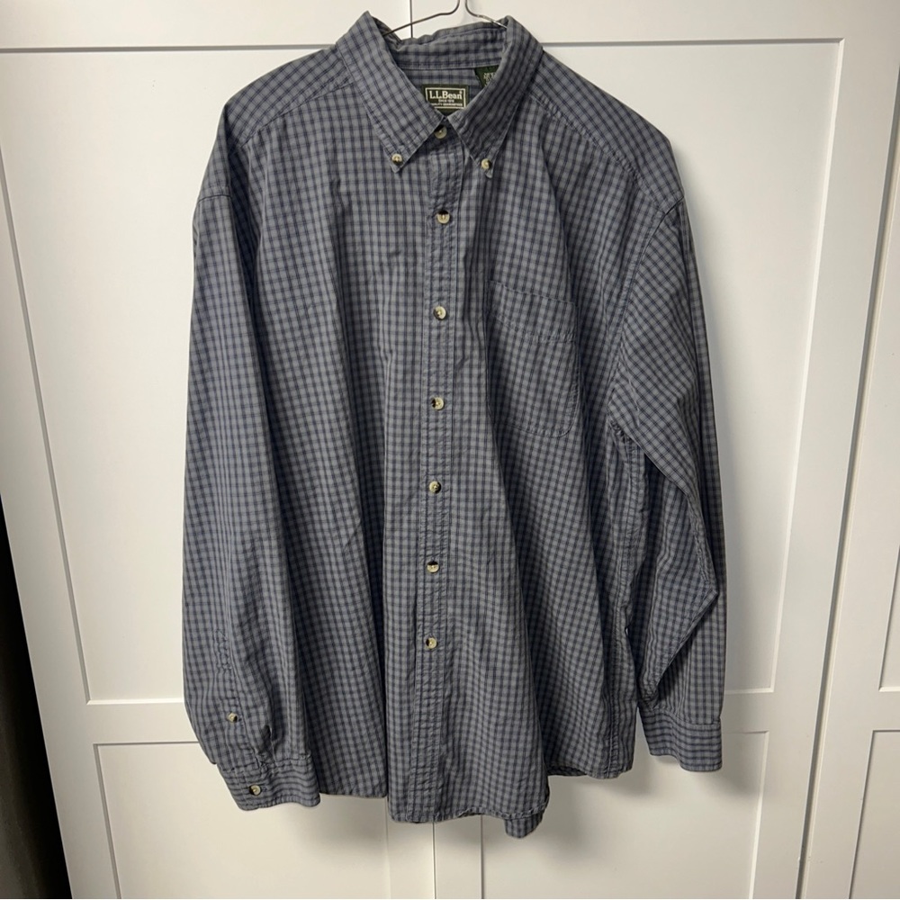 L.L. Bean Blue Plaid Button-Down Shirt Men's Large Regular Fit 100% Cotton Shirt
